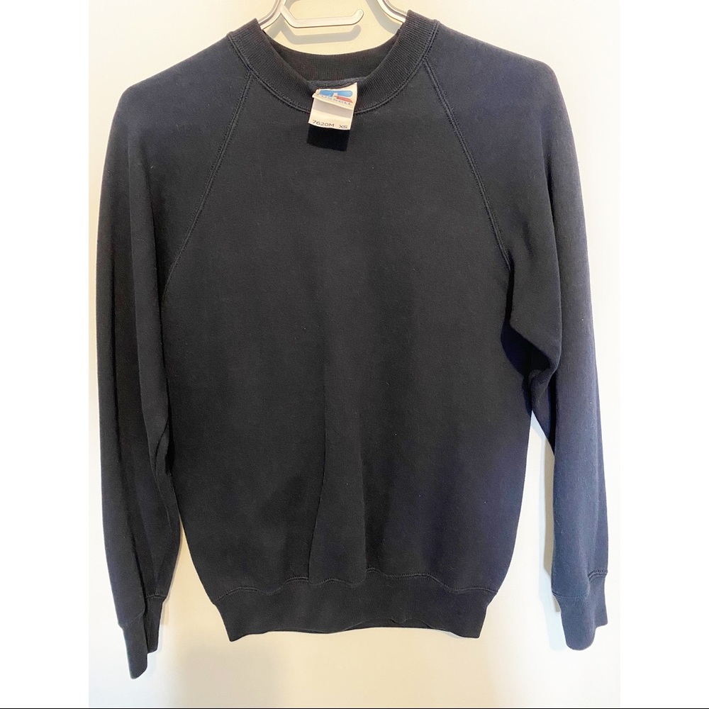 ✨5/$20✨ Blue navy sweater